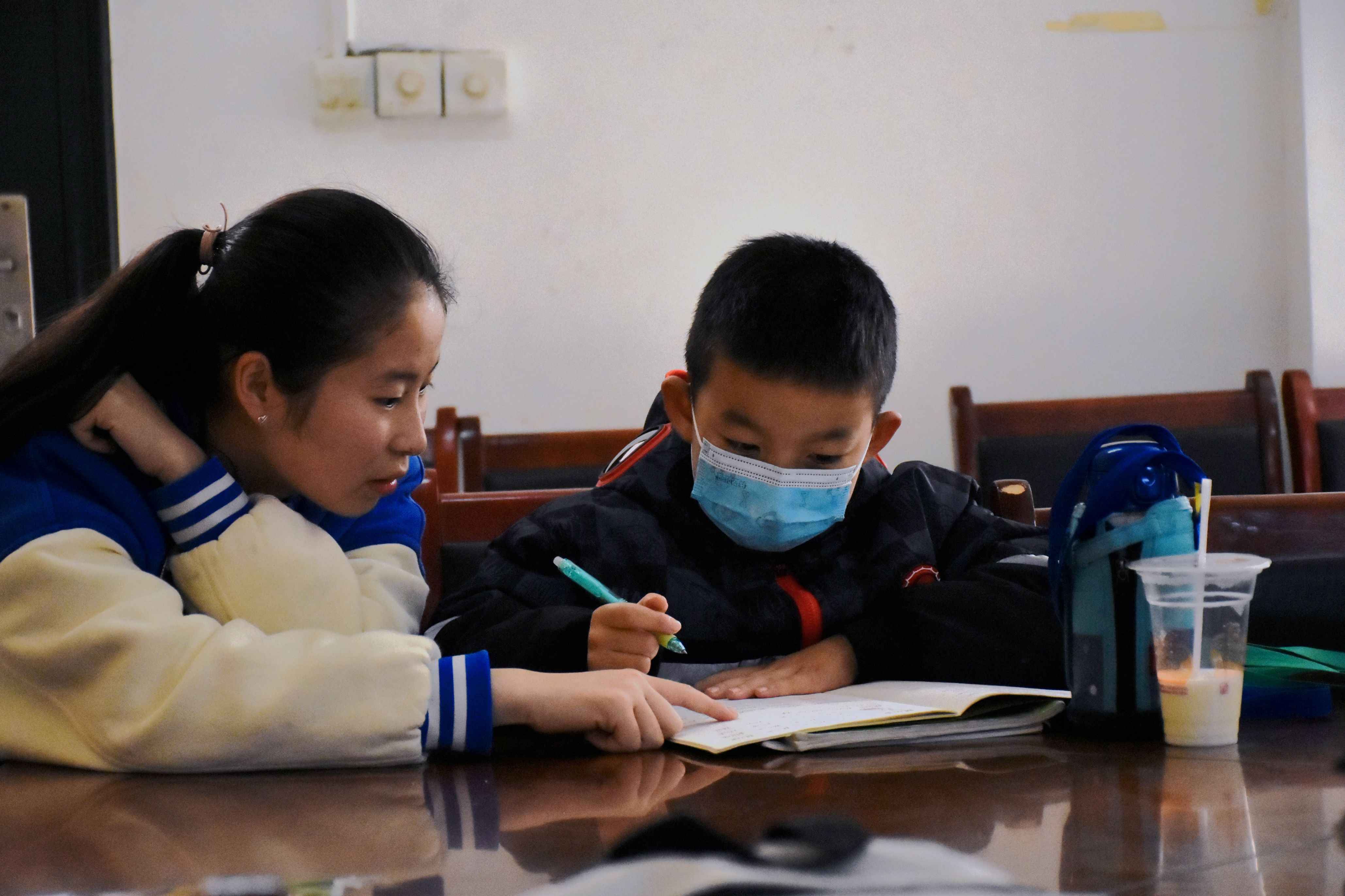 a821eb003a4143f7ba0b203bea83d05a.png a821eb003a4143f7ba0b203bea83d05a.png